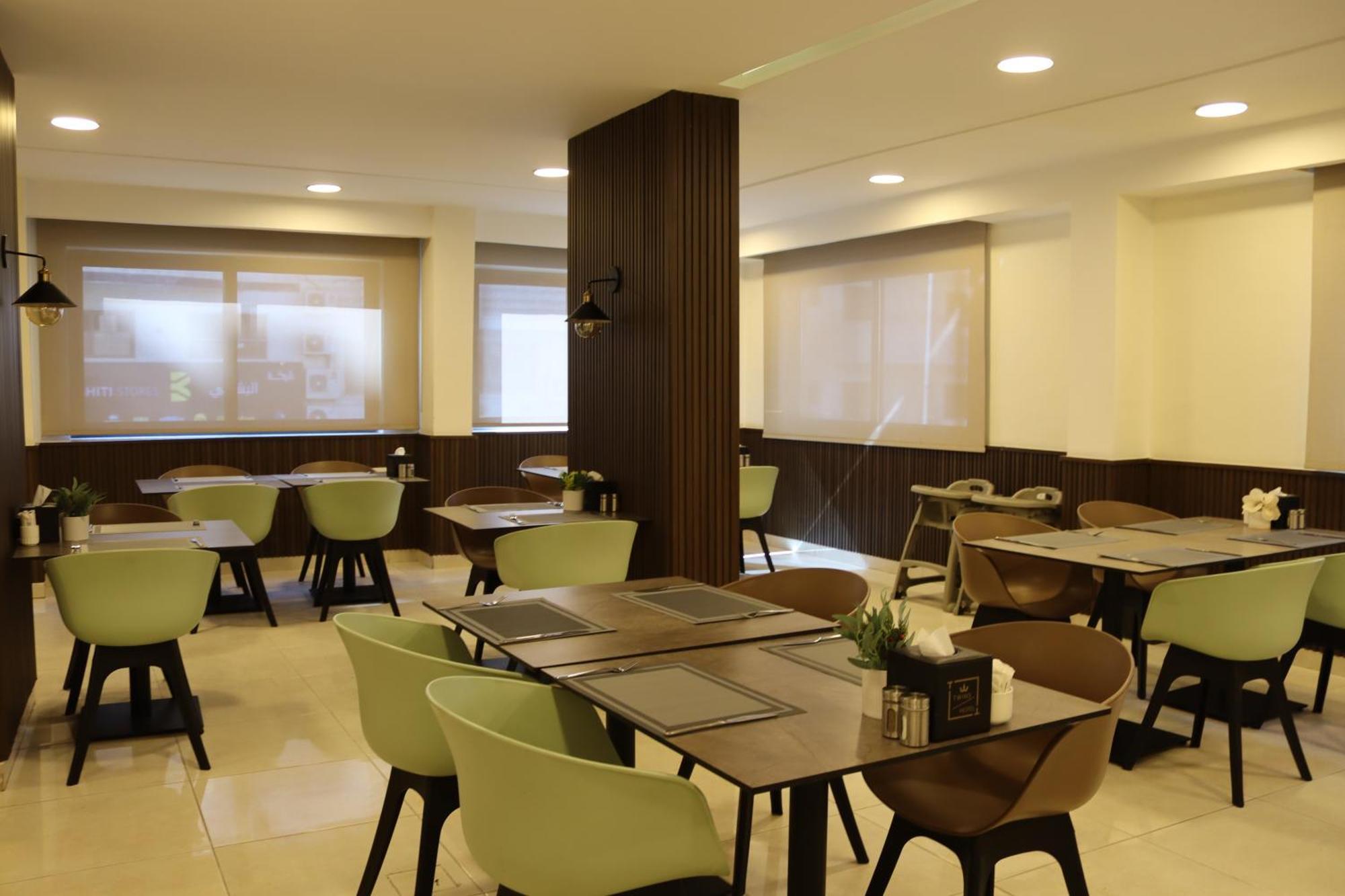 Hotel Twins Boutique 4*
