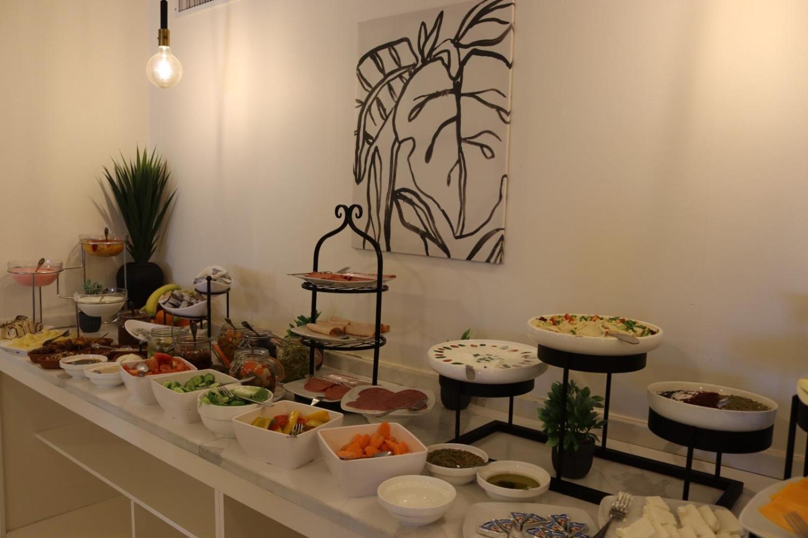 Hotel Twins Boutique 4*